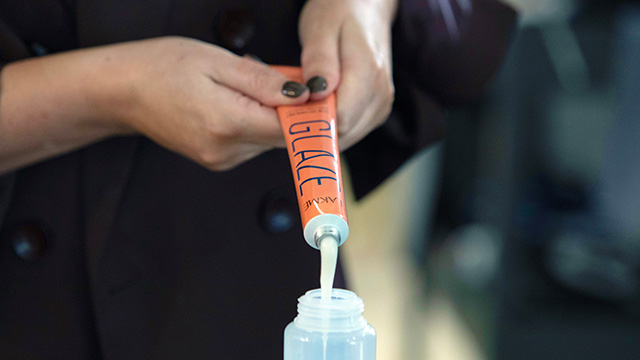 Lakmé - Glaze Polished Tones 2025